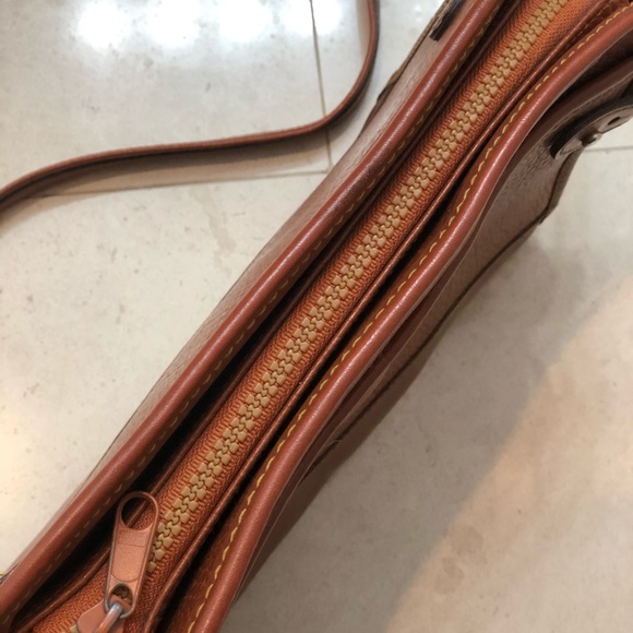 Vintage Dooney & Bourke Crossbody - Picture 4 of 5